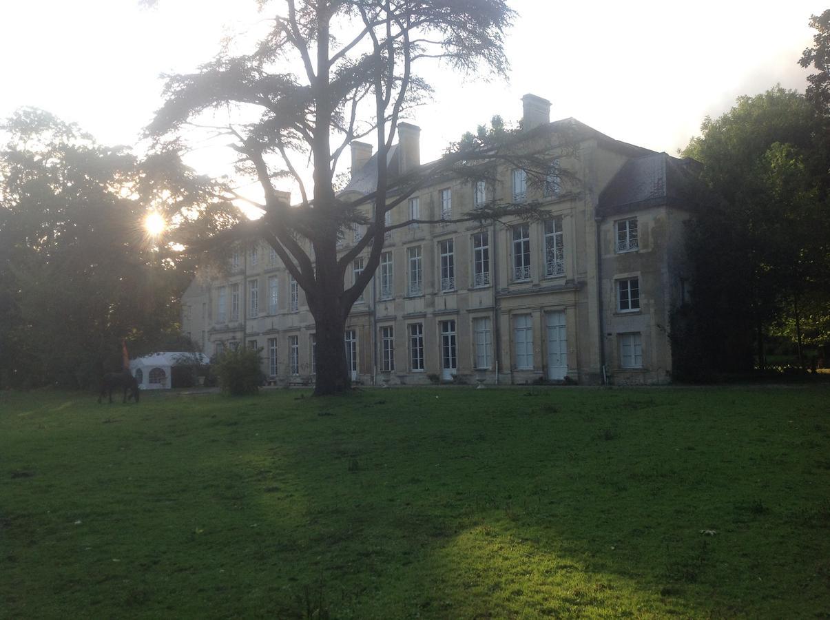 Chateau Des Chevaliers De Grand Tonne Hotel Sainte-Croix-Grand-Tonne Екстериор снимка